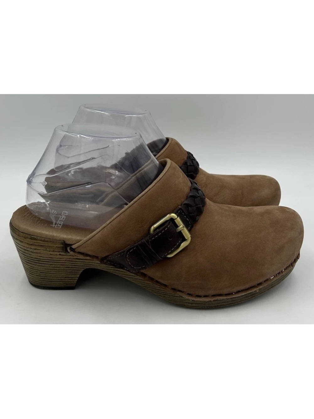 Dansko Melanie Mules Clogs Nubuck Leather Camel Tan Braided Buckle Detail Sz 39